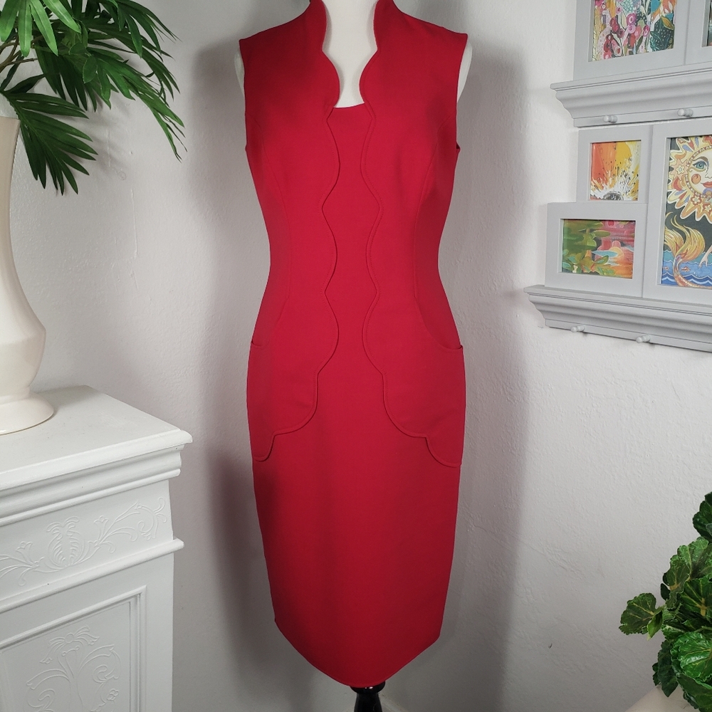 Carolina Herrera Red w/ Scalloped Details & Pockets Feminine Luxury Vintage 10